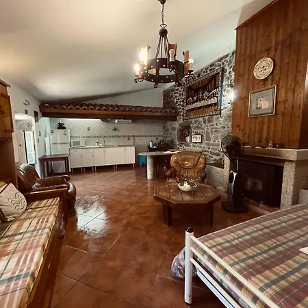 Quinta Do Moinho Turismo De Natureza Kır Evi Aldeia Vicosa
